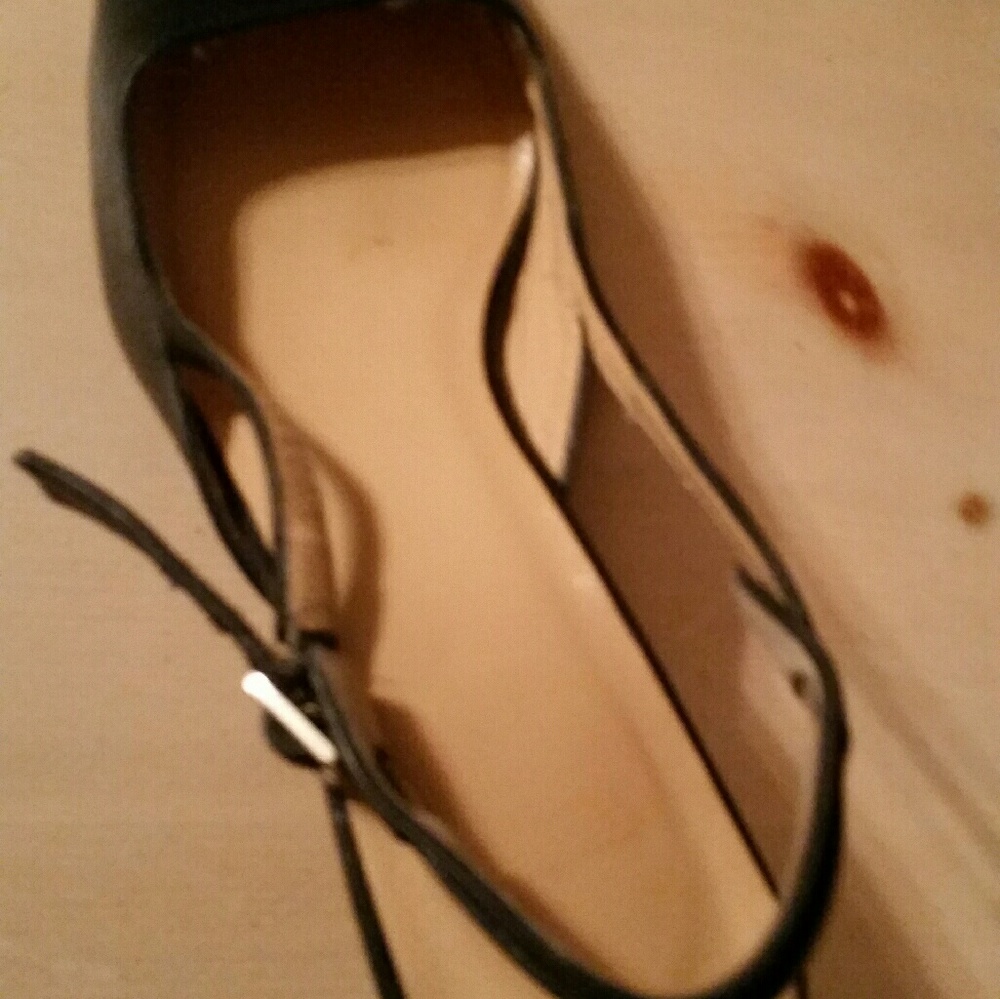 Shoes - Picture 2 of 2